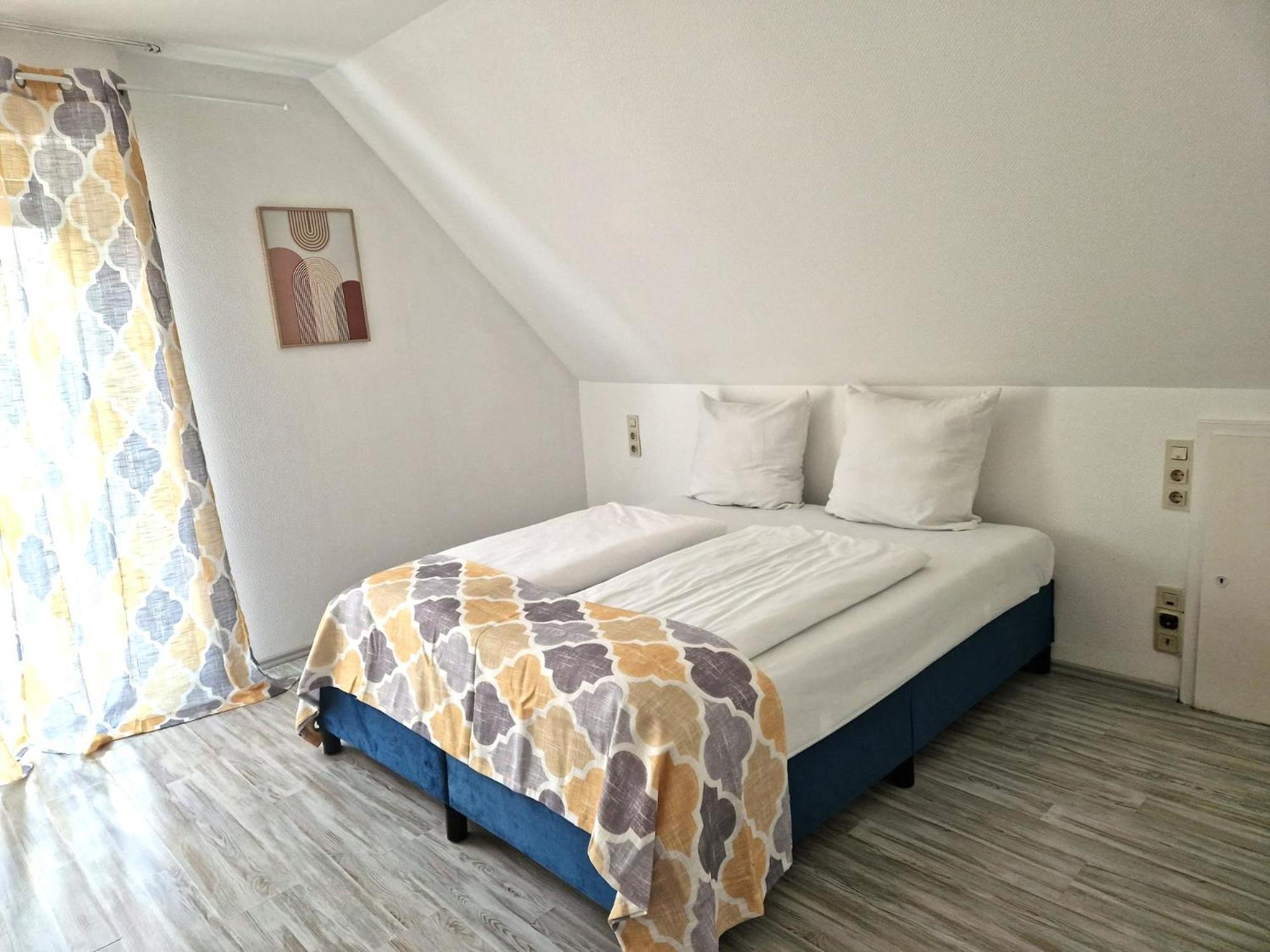 Hotel إنغلسكيرشن المظهر الخارجي الصورة