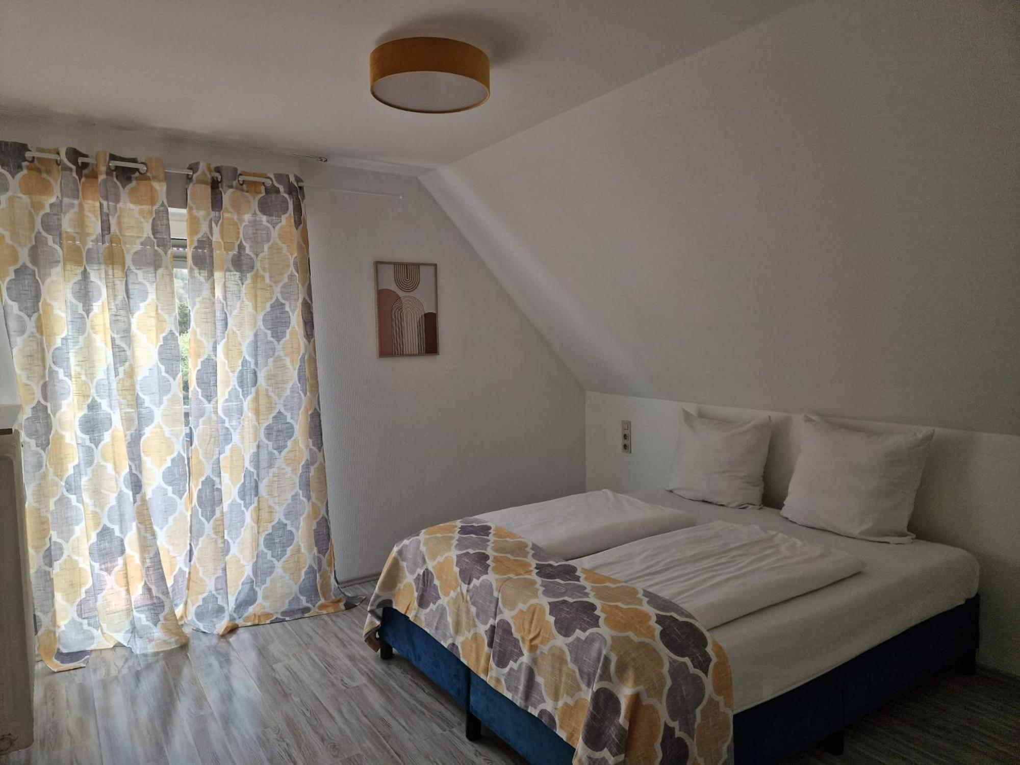 Hotel إنغلسكيرشن المظهر الخارجي الصورة