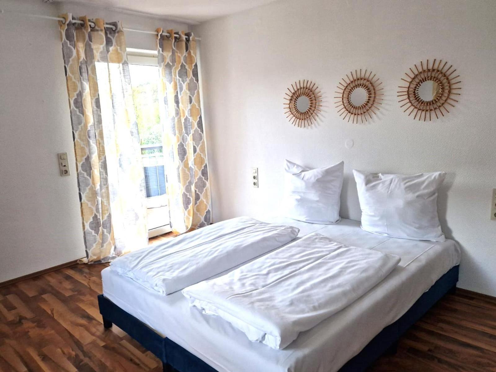 Hotel إنغلسكيرشن المظهر الخارجي الصورة